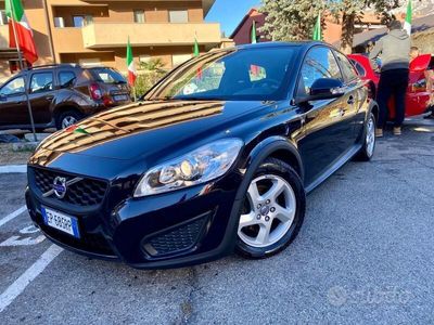 usata Volvo C30 C30 D4 R-Design