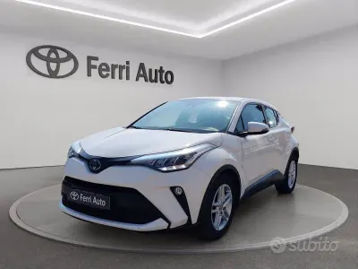 Gebraucht Toyota C-HR Active 122 PS (89 kW) 2023 Weiß SUV