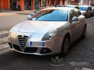 Usata Alfa Romeo Giulietta 140 CV (102 kW) 2011 Grigio Utilitaria