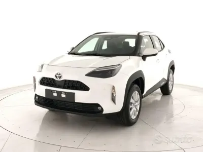 Nuova Toyota Yaris Cross Active 115 CV (84 kW) 2026 Bianco SUV
