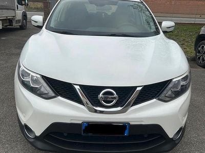 Usata Nissan Qashqai Acenta 115 CV (84 kW) 2015 Bianco SUV