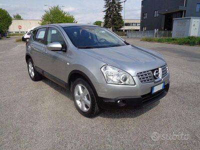 Usata Nissan Qashqai Acenta 150 CV (110 kW) 2009 Grigio SUV