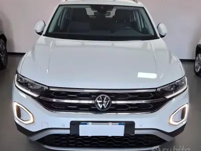 Usata VW T-Roc Style 110 CV (80 kW) 2022 Bianco SUV