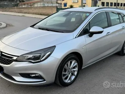 Usata Opel Astra Business 110 CV (80 kW) 2019 Grigio Station wagon