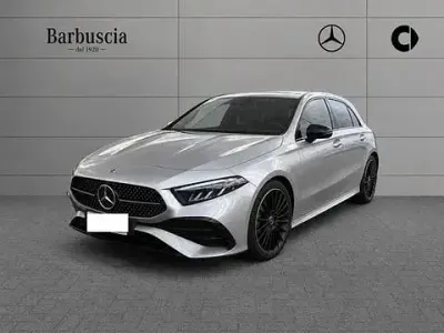 Usata Mercedes A180 Advanced Plus 116 CV (85 kW) 2023 Argento Utilitaria