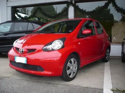 usata Toyota Aygo 1.0 12V VVT-i 5 porte Sol