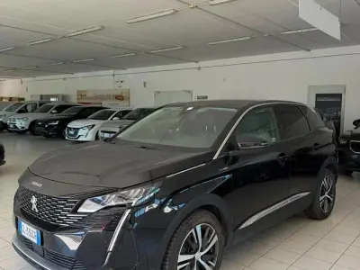 Usata Peugeot 3008 Allure 224 CV (164 kW) 2022 Nero SUV