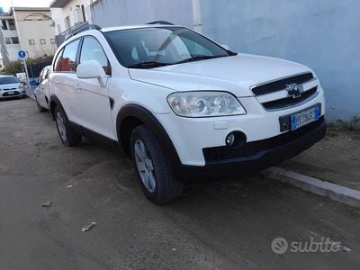 Bianco Usata 2009 Chevrolet Captiva SUV | 2200 € (Super prezzo)