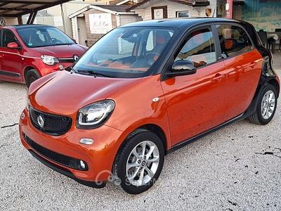 Usata Smart ForFour Passion 71 CV (52 kW) 2015 Arancione Utilitaria