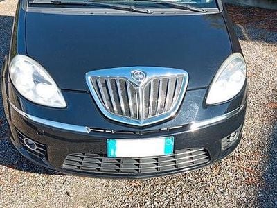 Usata Lancia Musa 90 CV (66 kW) 2011 Blu Monovolume