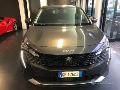 Usata Peugeot 3008 GT 131 CV (96 kW) 2021 Grigio SUV
