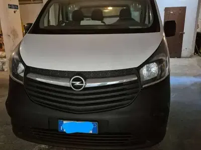 Usata Opel Vivaro 116 CV (85 kW) 2018 Bianco Monovolume