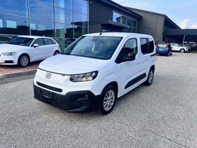 Usata Fiat Doblò 102 CV (75 kW) 2024 Bianco Monovolume