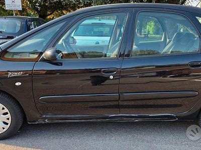 Usata Citroën Xsara Picasso 109 CV (80 kW) 2006 Nero Monovolume