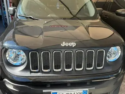 Usata Jeep Renegade Longitude 120 CV (88 kW) 2016 Nero SUV