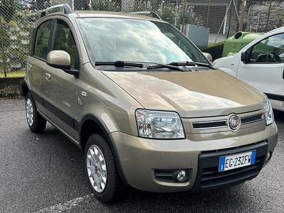 Usata Fiat Panda 4x4 69 CV (50 kW) 2011 Utilitaria