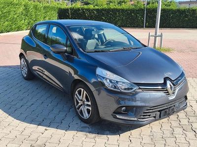Usata Renault Clio IV Zen 90 CV (66 kW) 2017 Grigio Berlina