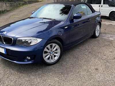Usata BMW 118 Cabriolet Comfort Edition 143 CV (105 kW) 2012 Blu Cabrio