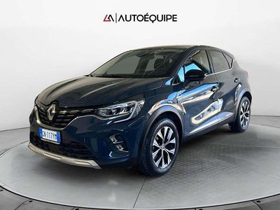 Usata Renault Captur Techno 101 CV (74 kW) 2023 Blu/azzurro SUV