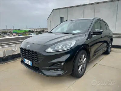 Usata Ford Kuga ST-Line X 120 CV (88 kW) 2022 Nero SUV