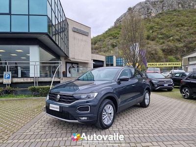 Usata VW T-Roc Business 150 CV (110 kW) 2020 Grigio SUV