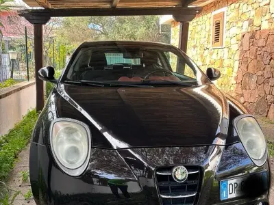 Usata Alfa Romeo MiTo 79 CV (58 kW) 2009 Nero Utilitaria