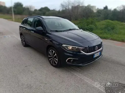 Occasion Fiat Tipo Business 95 ch (69 kW) 2021 Bleue Break
