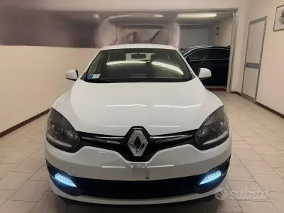Usata Renault Mégane III 110 CV (80 kW) 2015 Bianco Berlina