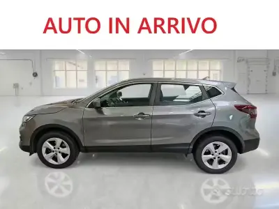 Usata Nissan Qashqai 140 CV (102 kW) 2021 Grigio SUV
