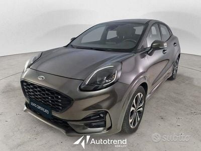 Grigio scuro Usata 2021 Ford Puma ST-Line SUV | 15.400 € (Cara)