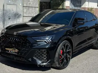 Usata Audi RS Q3 Ambiente 400 CV (294 kW) 2021 Nero SUV