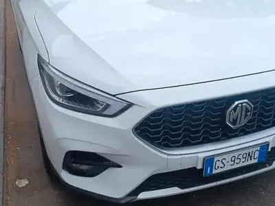 Usata MG ZS 111 CV (81 kW) 2024 Bianco SUV