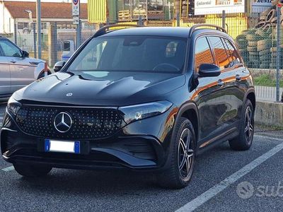 Mercedes EQB250+