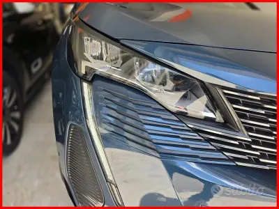 Usata Peugeot 3008 Allure 131 CV (96 kW) 2023 Bluazzurro SUV