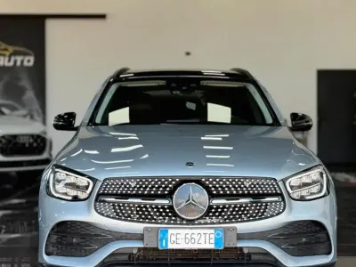 Begagnad Mercedes GLC300e Executive 194 HK (142 kW) 2021 Grå SUV