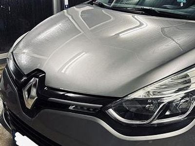 Usado Renault Clio IV 90 CV (66 kW) 2015 Gris Berlina