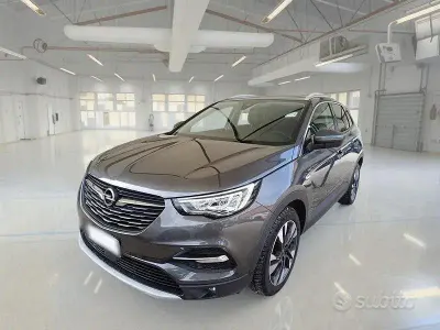 Usado Opel Grandland X Innovation 130 CV (95 kW) 2021 Gris SUV