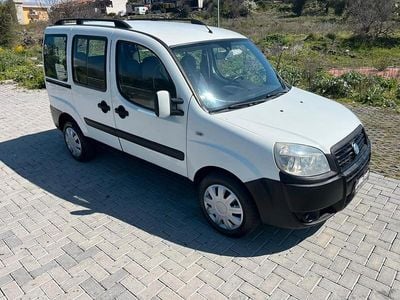 Usata Fiat Doblò 75 CV (55 kW) 2007 Bianco Monovolume