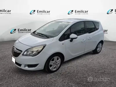 Usata Opel Meriva 120 CV (88 kW) 2014 Bianco Monovolume