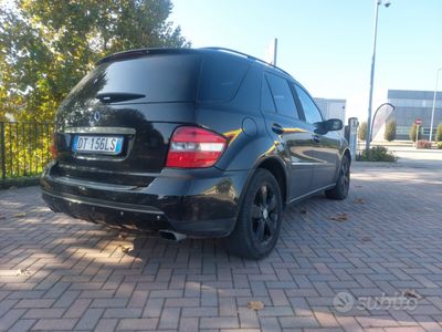 Mercedes ML320