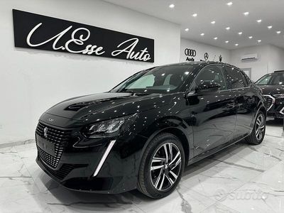 Usata Peugeot 208 Allure 101 CV (74 kW) 2021 Nero Utilitaria