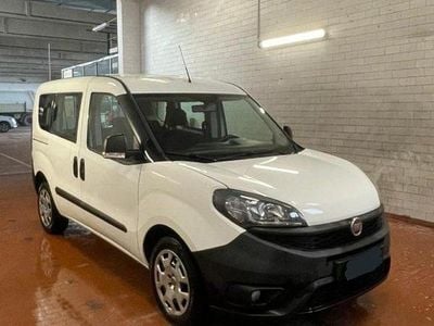 Usata Fiat Doblò Easy 95 CV (69 kW) 2019 Bianco Monovolume