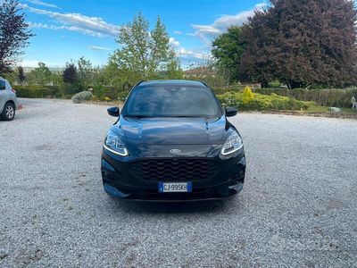 Usata Ford Kuga 190 CV (139 kW) 2022 SUV