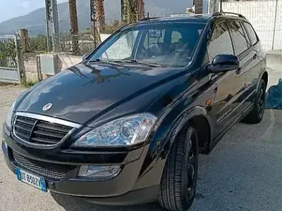 Usata SsangYong Kyron 141 CV (103 kW) 2009 Nero SUV