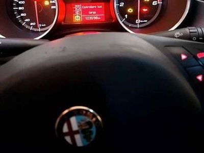 Käytetty Alfa Romeo Giulietta 109 HP (80 kW) 2011 Sedan