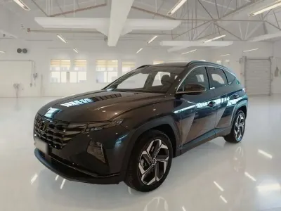 Usata Hyundai Tucson 179 CV (131 kW) 2022 Grigio SUV