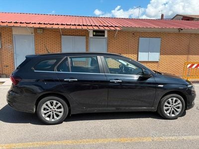 Usata Fiat Tipo Lounge 95 CV (69 kW) 2018 Blu Station wagon