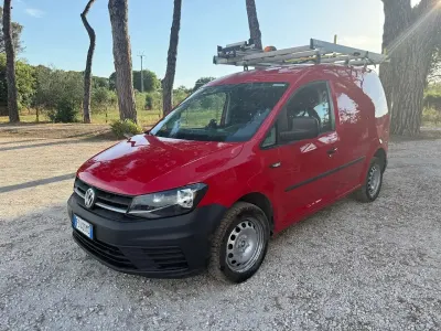 Usata VW Caddy 122 CV (89 kW) 2016 Rosso Monovolume