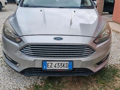 Usata Ford Focus Titanium 120 CV (88 kW) 2015 Grigio Station wagon