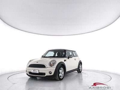 Usata Mini ONE 95 CV (69 kW) 2009 Marrone Utilitaria
